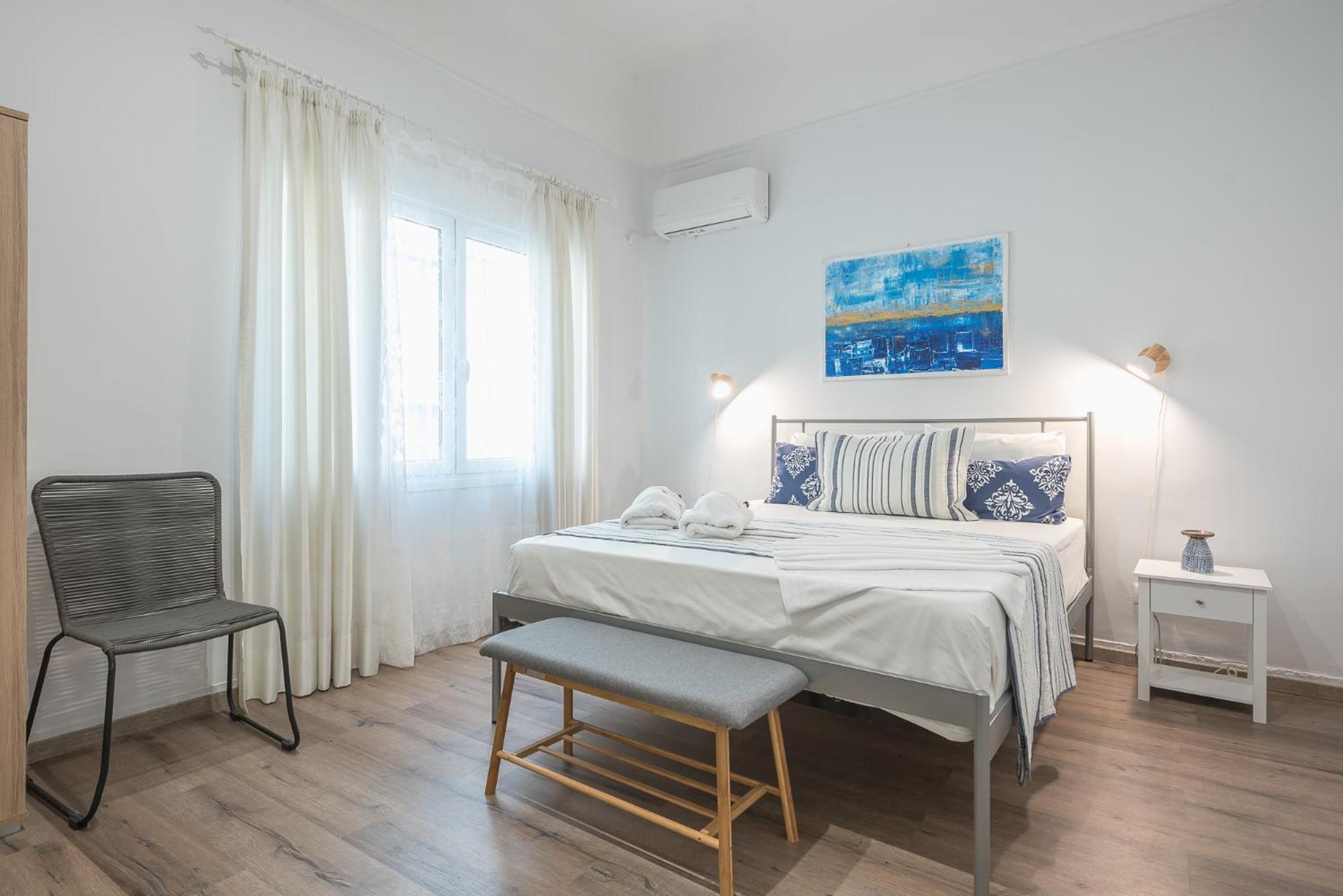 Peaceful And Comfy 2ba In Heart Apartment Athens