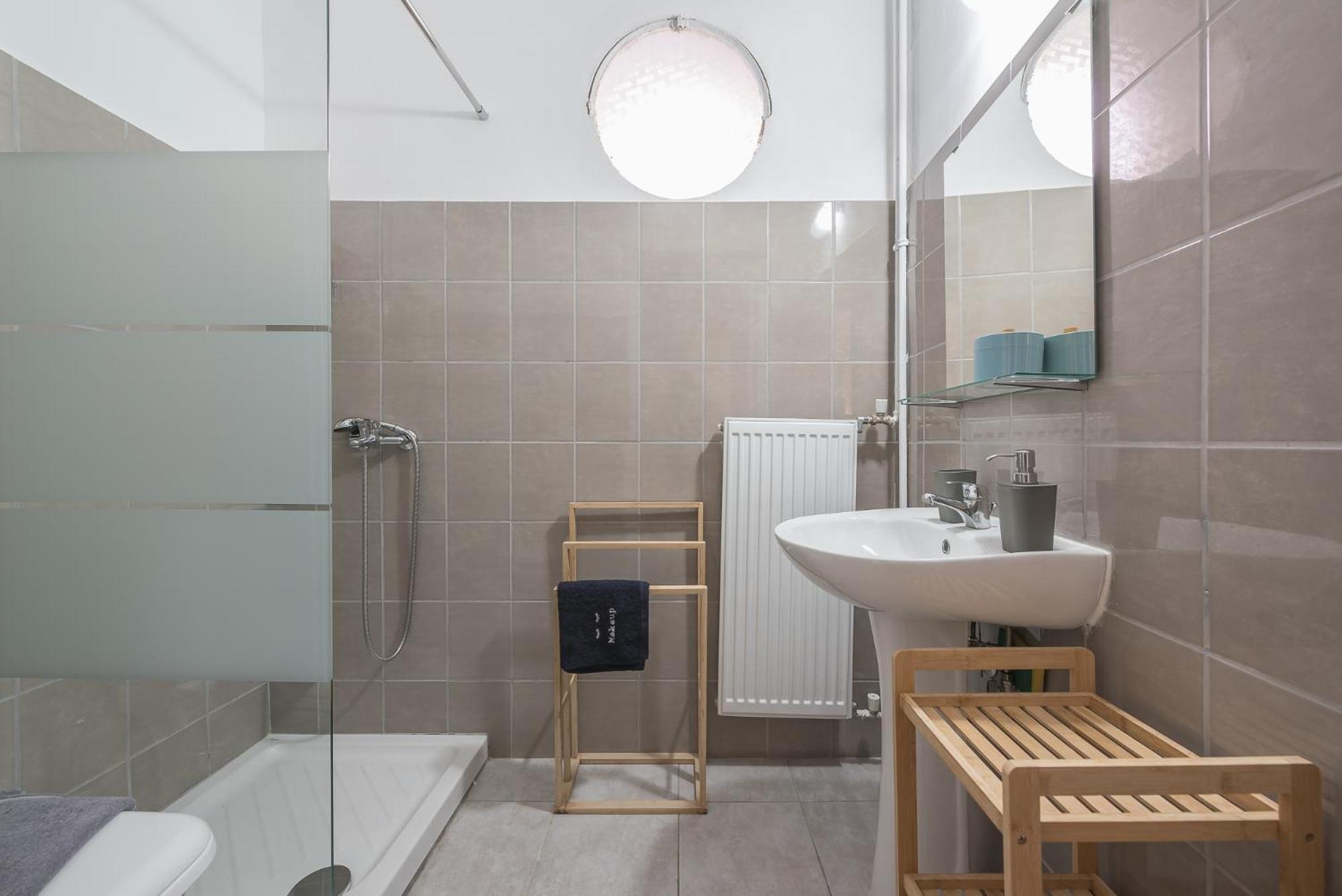 Peaceful And Comfy 2ba In Heart Apartment Athens